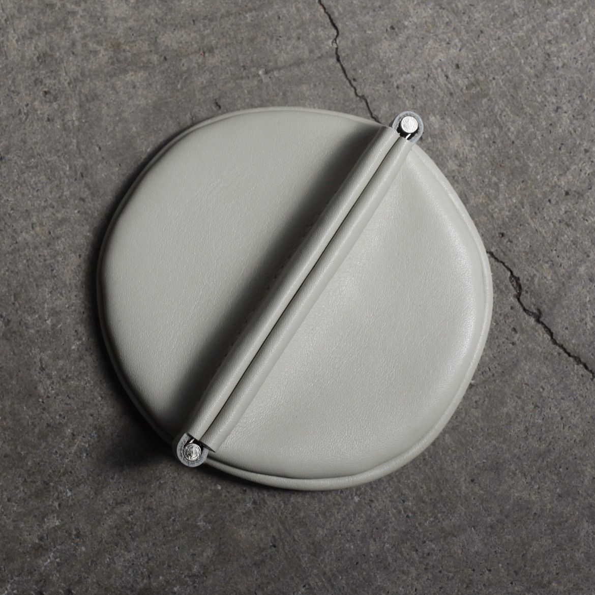 【残り一点】Round Coin Case