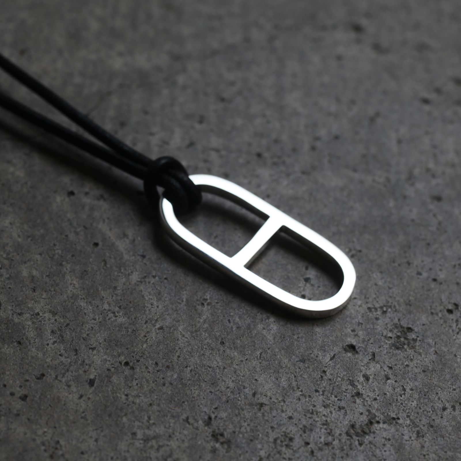【残り一点】Anchor Leather Necklace Large(BLACK LEATHER×SILVER)