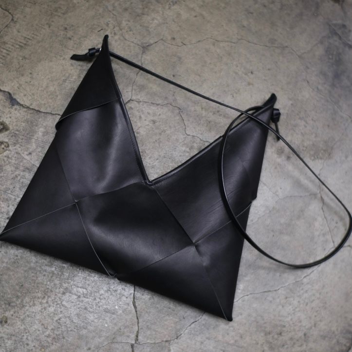 【お取り寄せ注文可能】Ajiro Shoulder Bag
