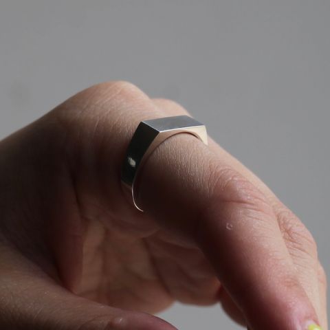 【お取り寄せ注文可能】Square Ring_6.1mm(SILVER)
