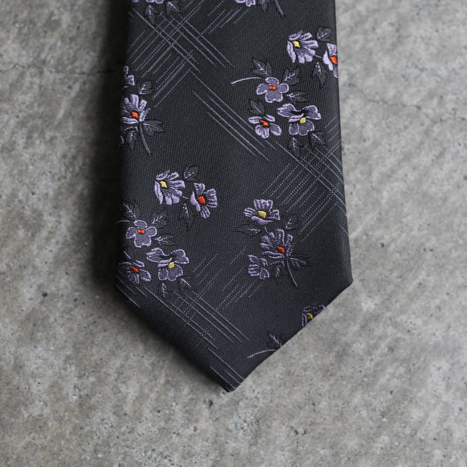 【残り一点】ダービータイC