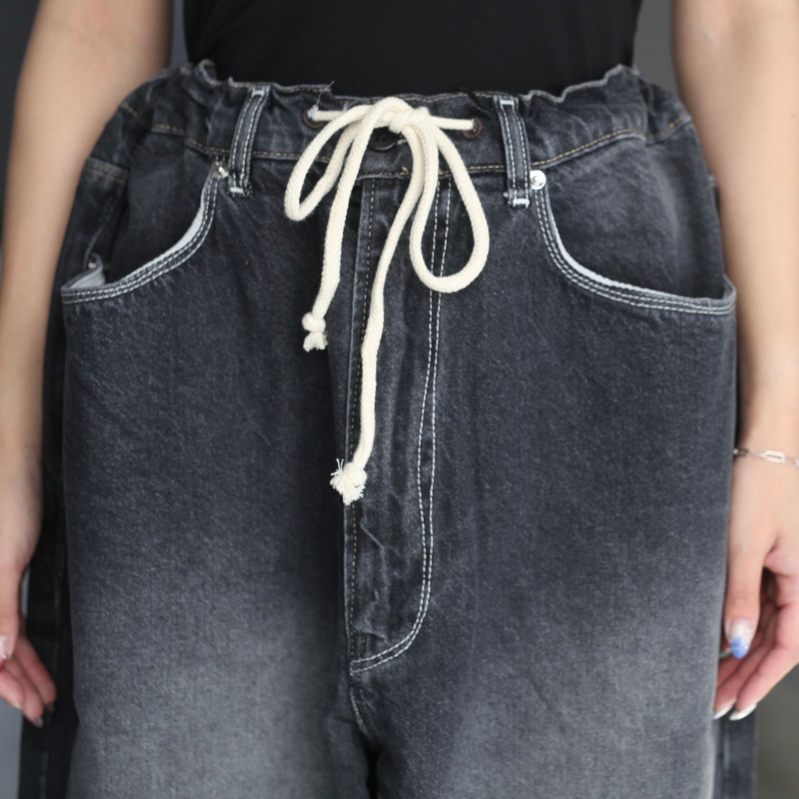 【残り一点】Big Jeans