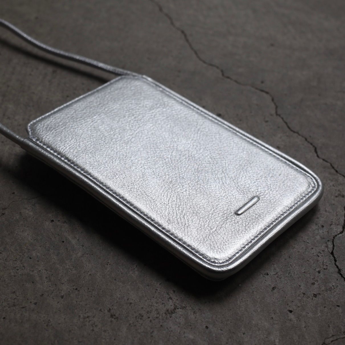 【残り一点】ウォレットバッグ(SILVER)