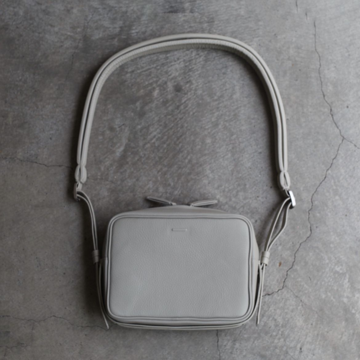 【残り一点】ソフトショルダーバック_Small(WHITE BEIGE)