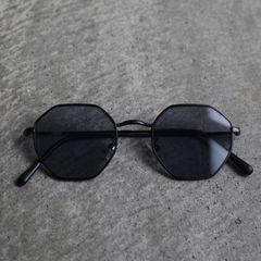 【残りわずか】LG Sunglass(BLACK)