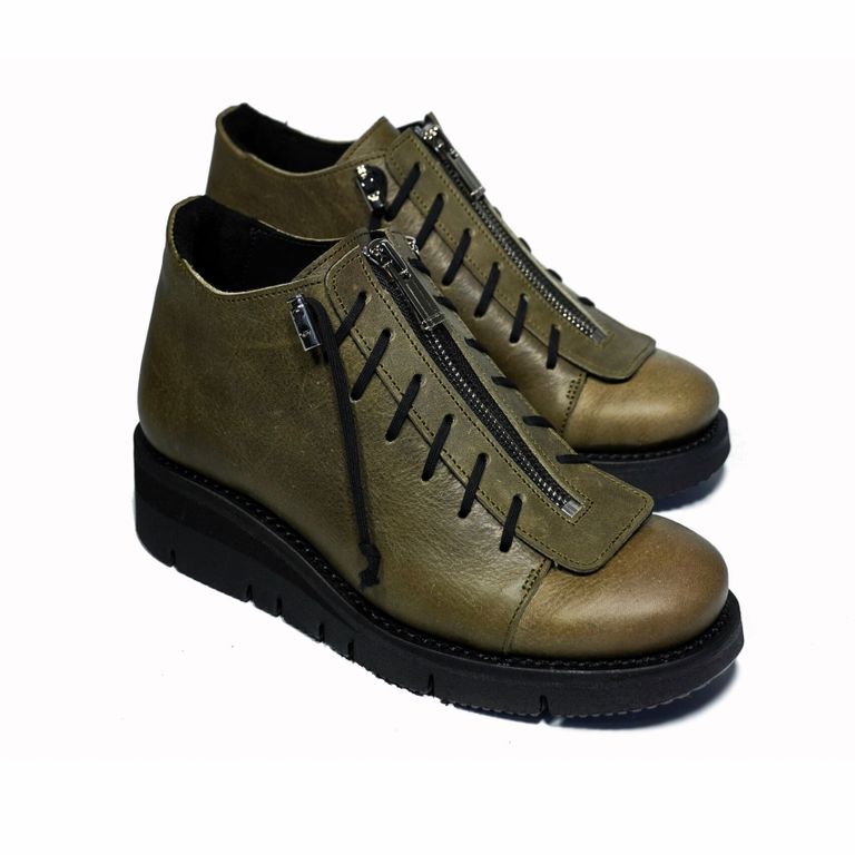 レザー種類 : AMAZONIA (OLIVE)
※商品ページ画像のレザー及び、仕様はサンプルとしてご覧ください。