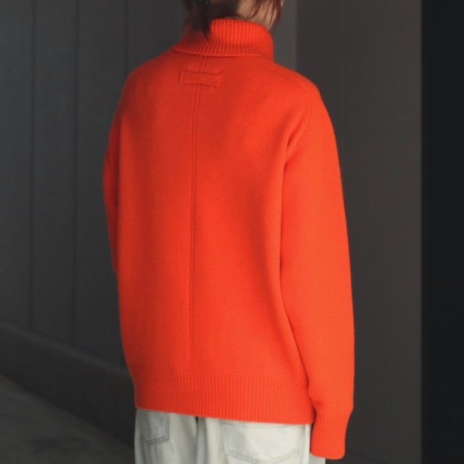 【残り一点】Extra Fine Wool Warm Knit Turtle Neck LS
