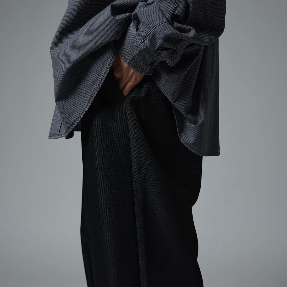 【残り一点】3Tuck Easy Trousers