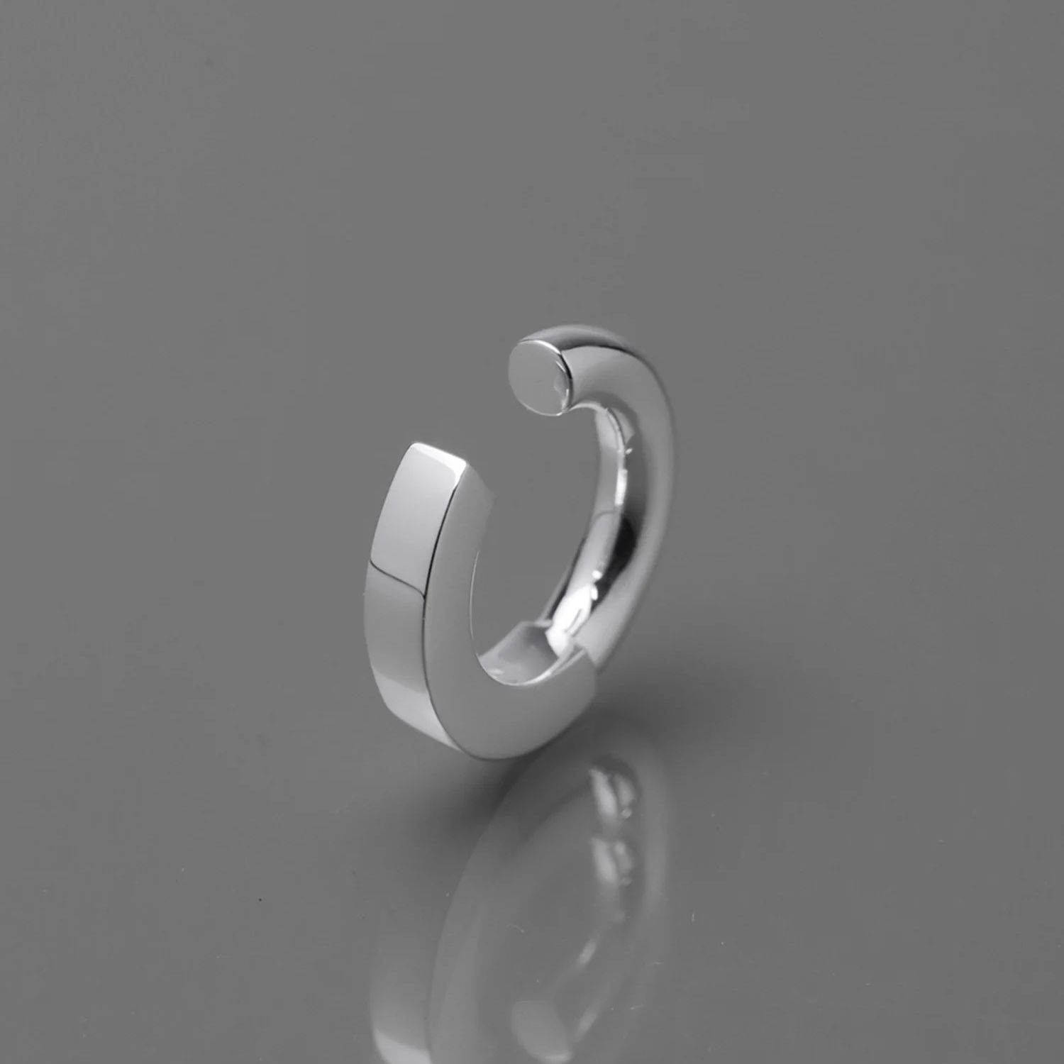 【残り一点】⚪︎◻︎ Ear Cuff