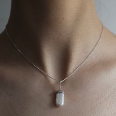 【お取り寄せ注文可能】Square Drop Baroque Pearl Necklace