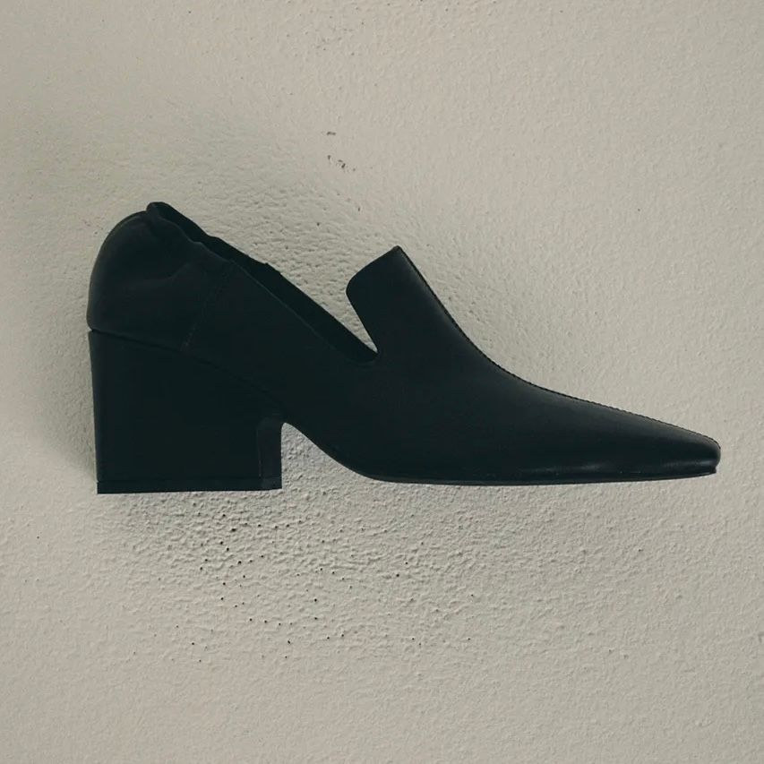【残り一点】Leather Square Toe Heel