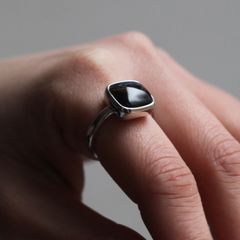【お取り寄せ注文可能】Square Cabochon Pietersite Stone Ring