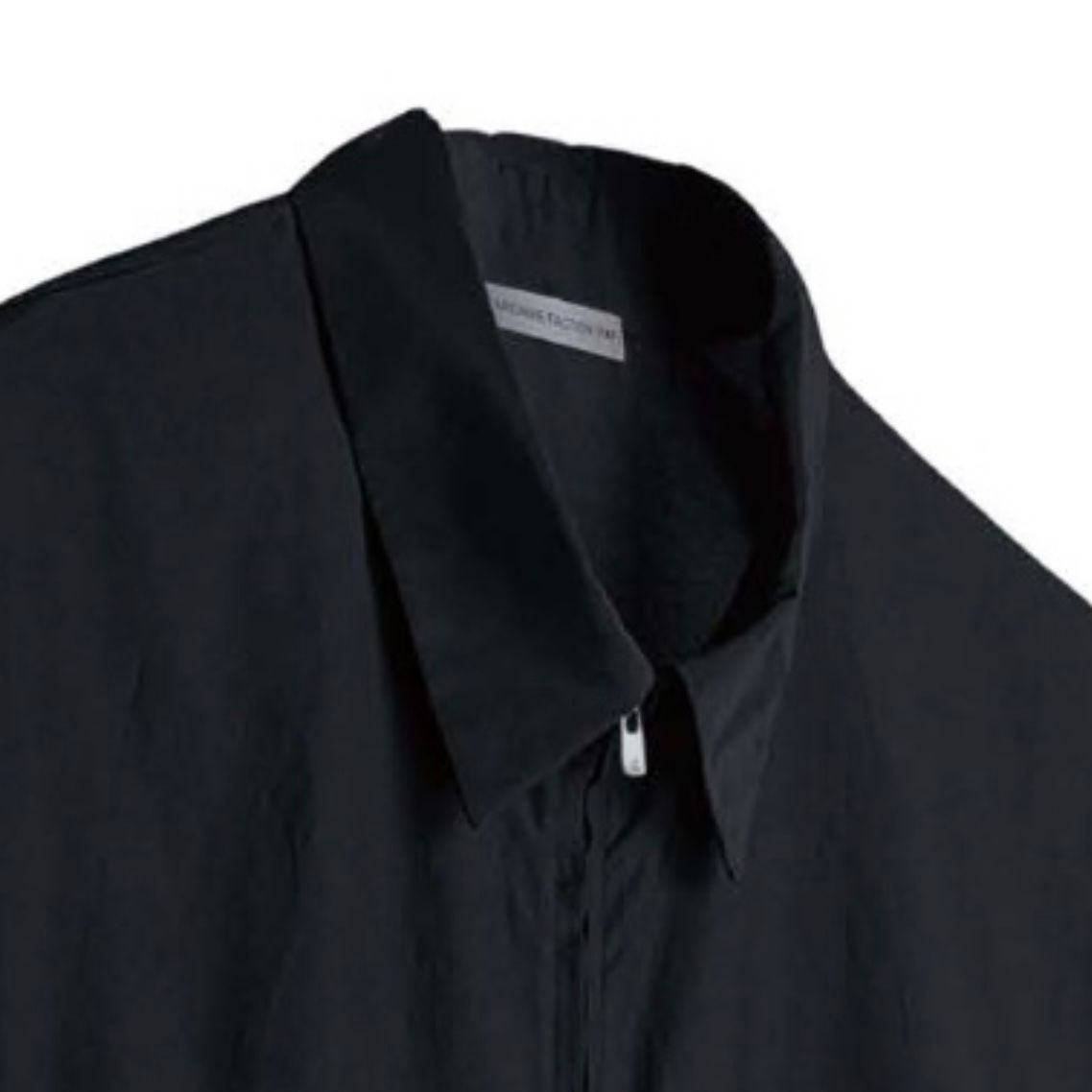 【残り一点】8.0 Half Shirt Right