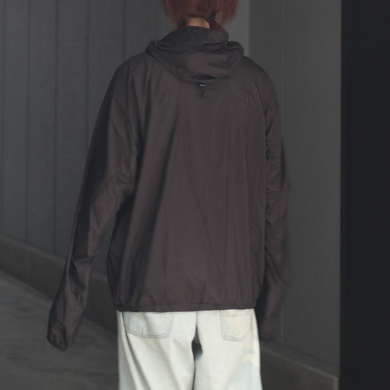 【残りわずか】Paneled Light Weight Hooded Jacket