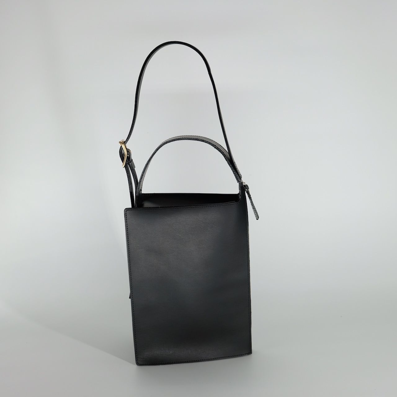 【残りわずか】Handle Clutch Large