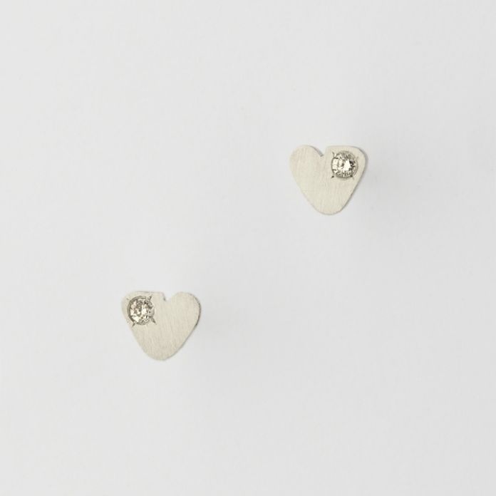 【お取り寄せ注文可能】YU-KIN Diamond Tiny Heart Earrings(両耳用）
