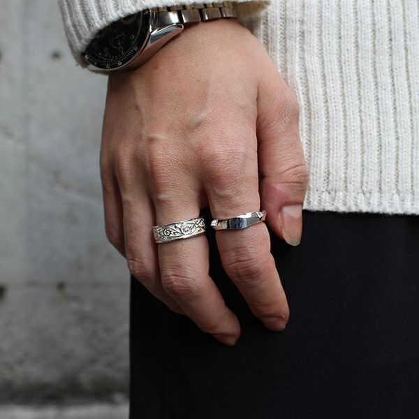 【お取り寄せ注文可能】Vine Pattern Ring_Light(WHITE)