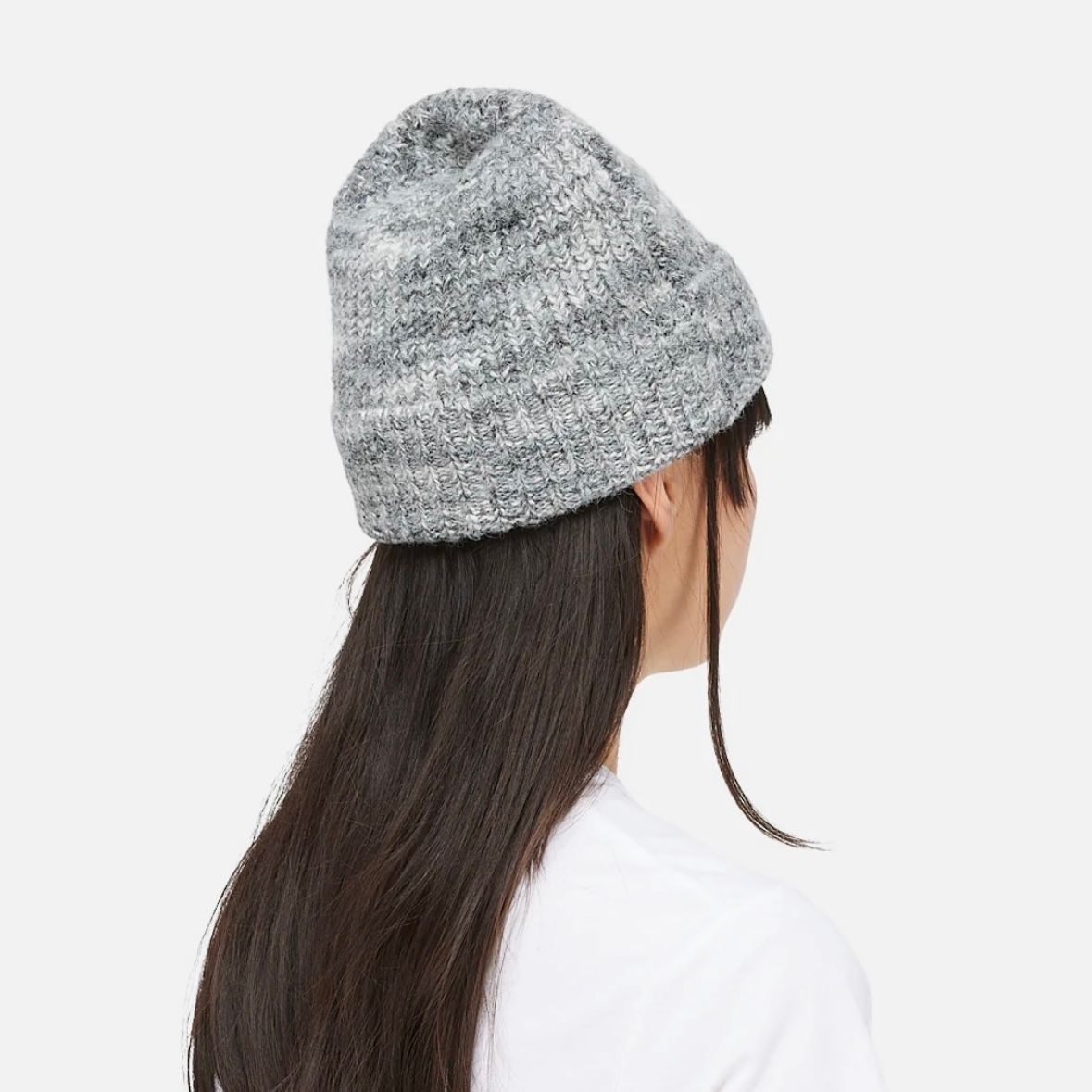 【残りわずか】Fuzzy Fold Beanie