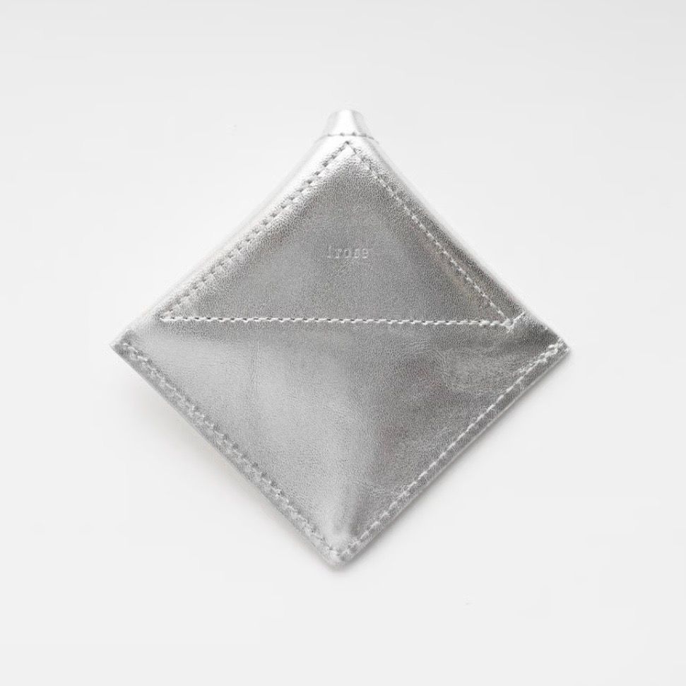 【残り一点】Slant Coin Case