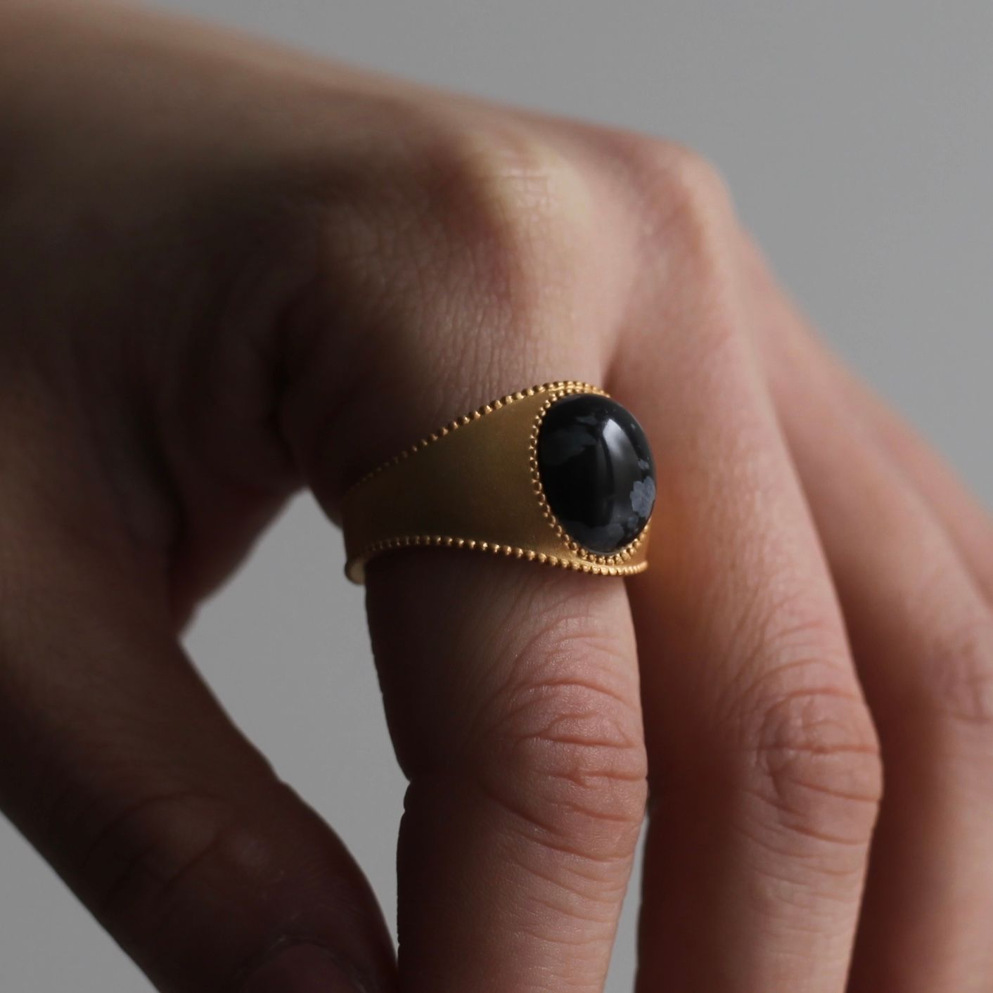 【お取り寄せ注文可能】Signet Ring _艶消し加工(GOLD)