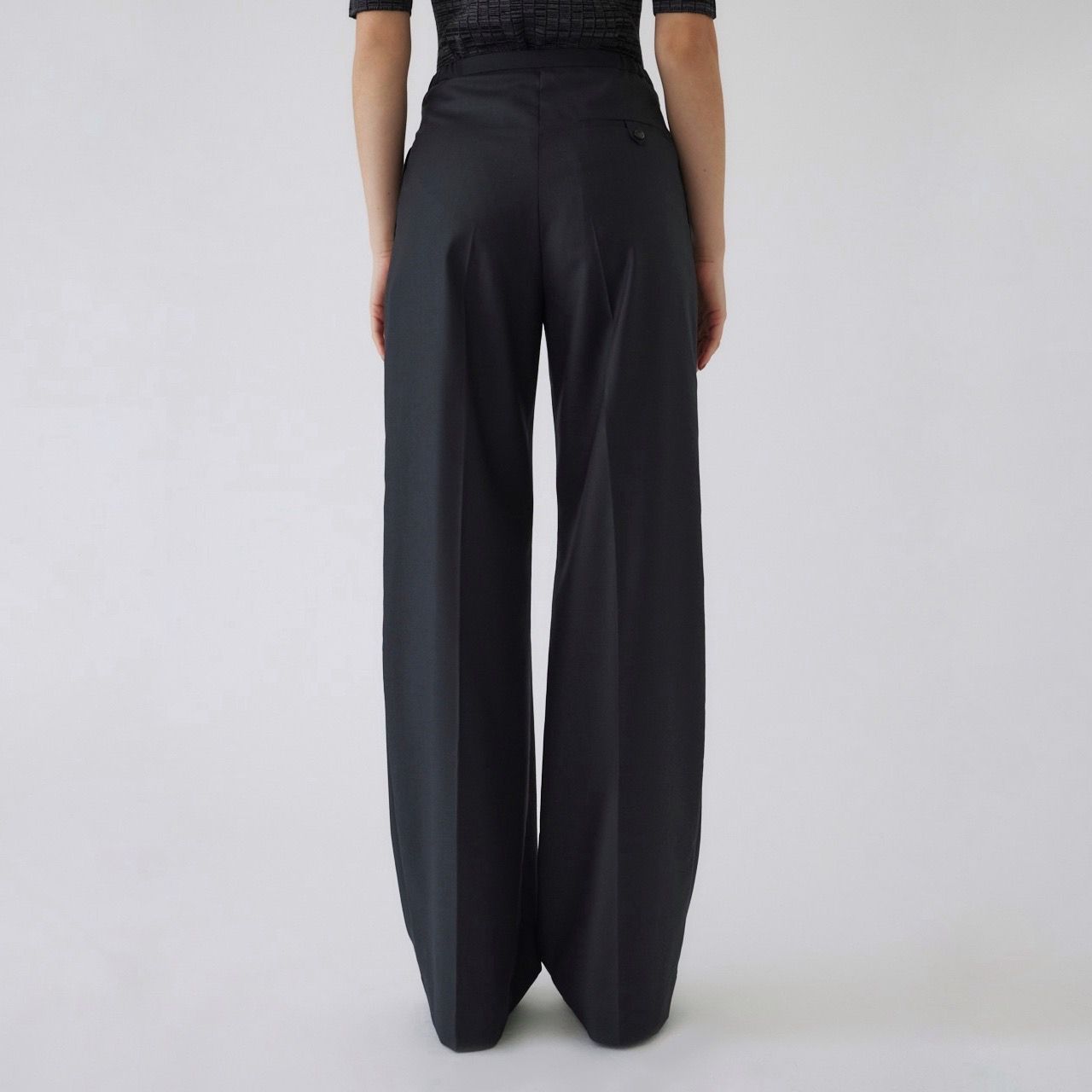 【残り一点】Two Tuck Straight PT