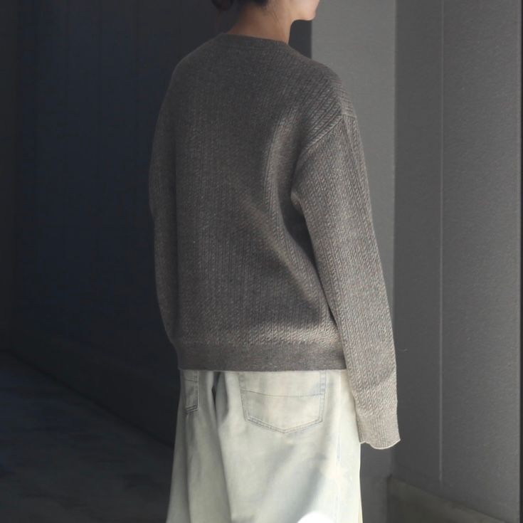 【残り一点】Nep V Zip-up Cardigan