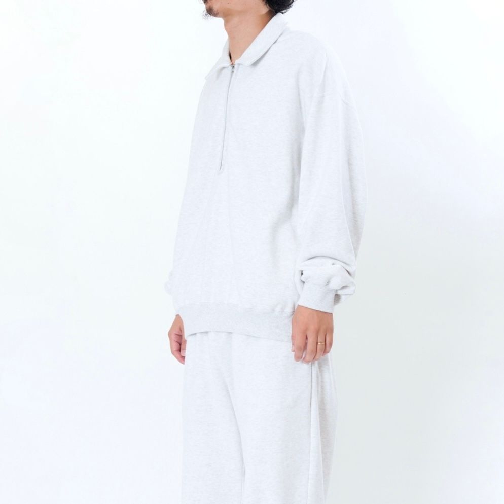UNIVERSAL PRODUCTS - 【残り一点】Jumberca Half Zip Sweat