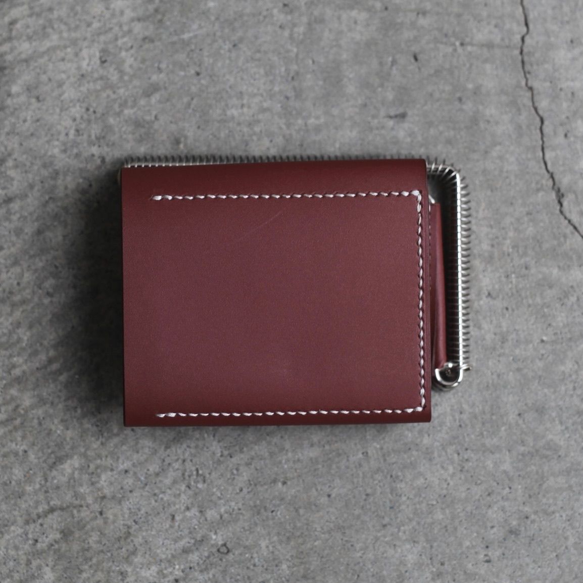 【残り一点】Coil Spring Trifold Wallet(HOOKE_COW)
