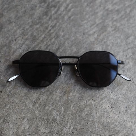 【残り一点】Herbert SG