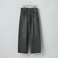 【残りわずか】Baggy Denim Jeans