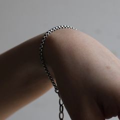 【お取り寄せ注文可能】Narrow Square Block Chain Bracelet