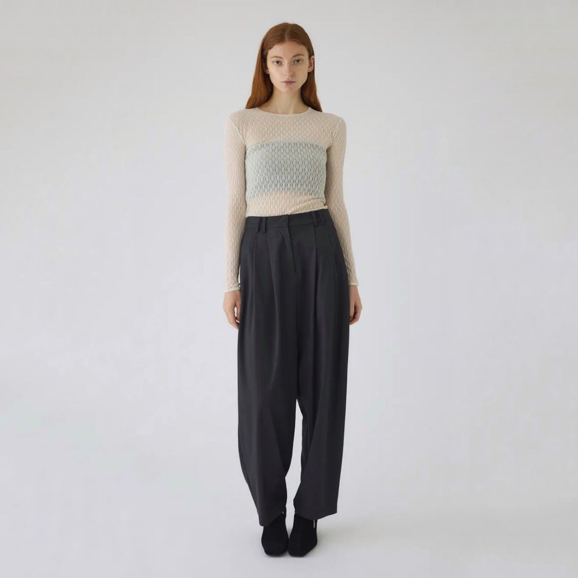 【再販売通知受付可能】Lace Knitting Tops