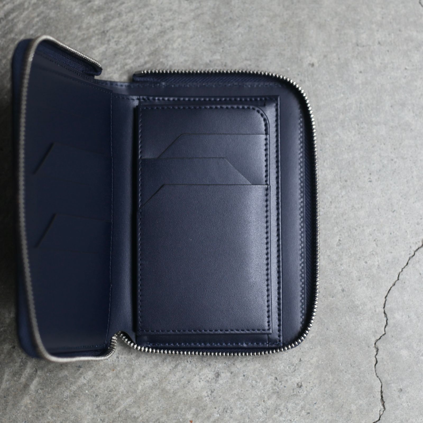 【再販売通知受付可能】Cristy Stuffing Mid WLT.5(AI CROCO)