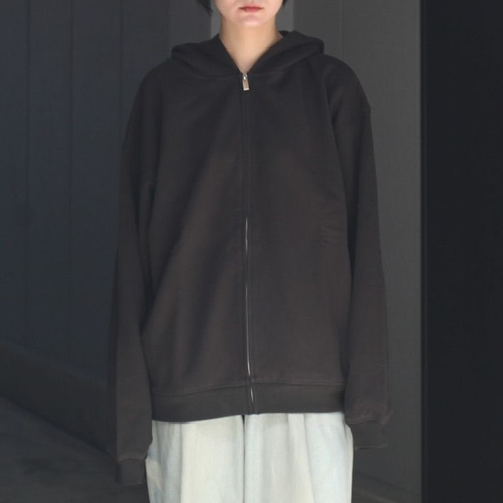 【残りわずか】Zip Sweat Hoodie
