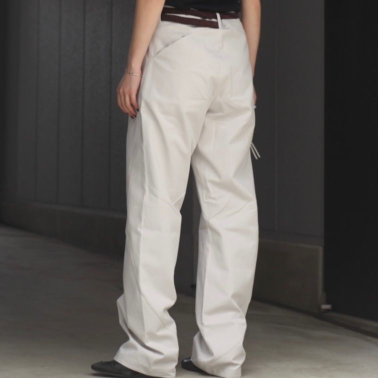 【残り一点】8.0 Trousers Right