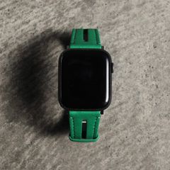 【残り一点】レザーハイブリッドバンドDバックル for Apple Watch(JOLLY GREEN)