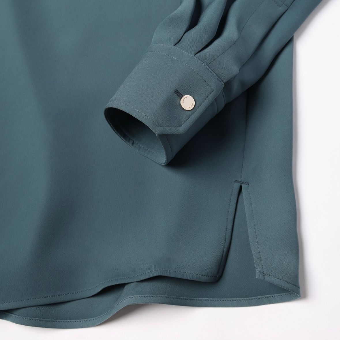 【残り一点】Double Satin Minimal Chin Tab Long Sleeve Shirt
