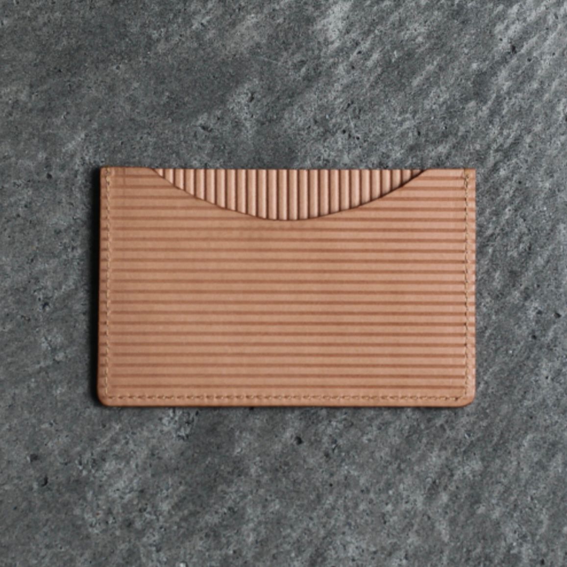 【残り一点】Cardboard Pass Case