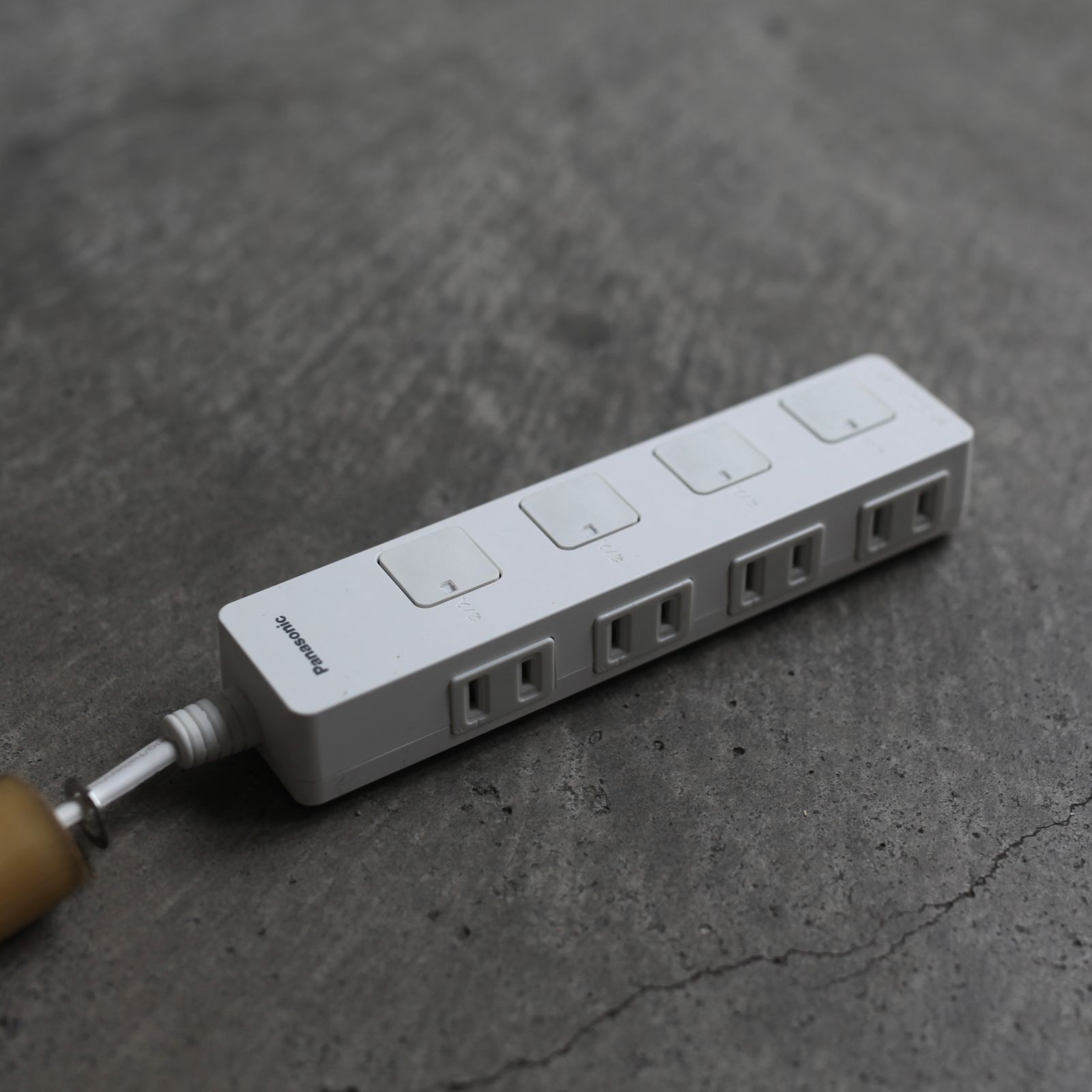 BLESS - 【残りわずか】Cable Jewelry Multiplug_1.4m(BAMBOO) | ACRMTSM ONLINE STORE