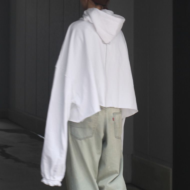 【残りわずか】Ordinary Short Giant Hoodie