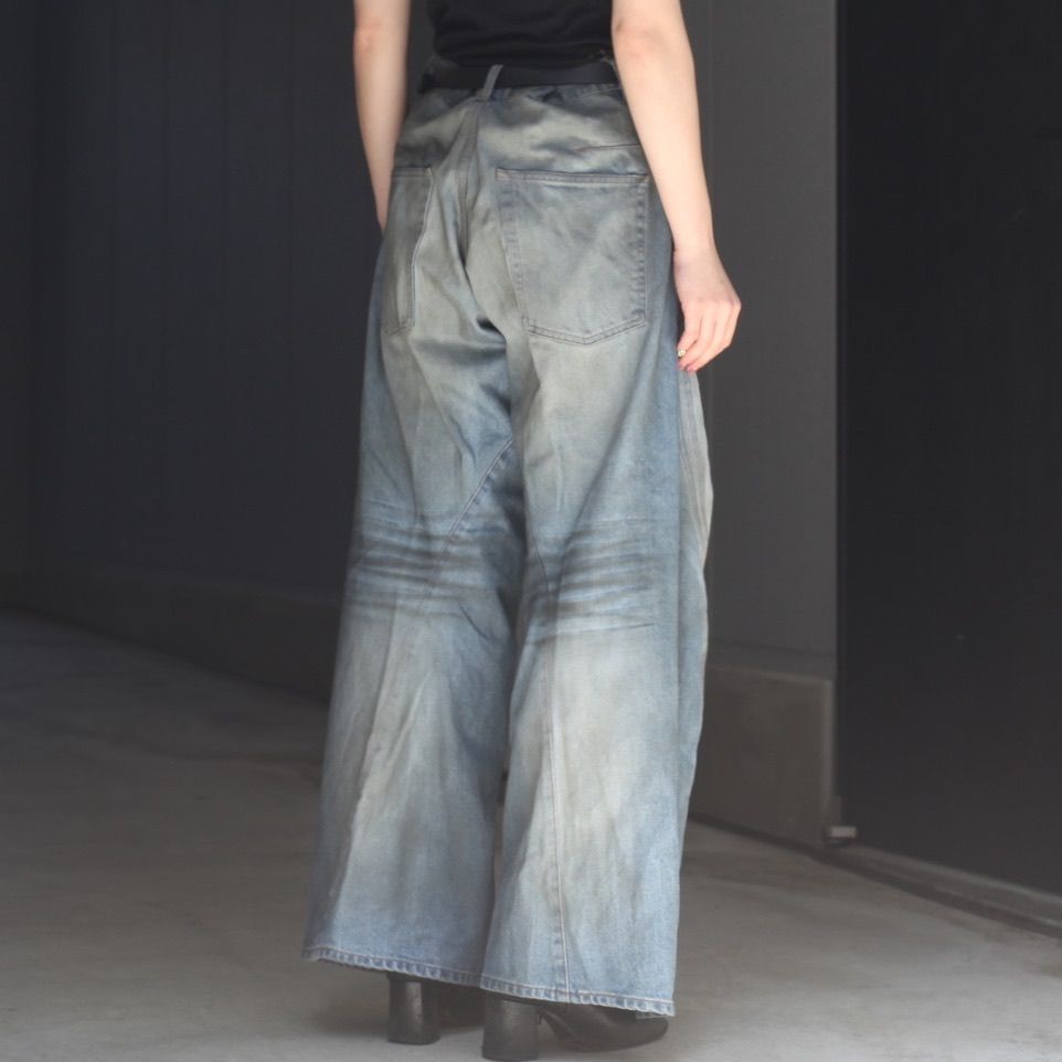 【残りわずか】3D Twisted Wide Leg Jeans