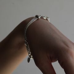【お取り寄せ注文可能】Circle 3 Chain Bracelet