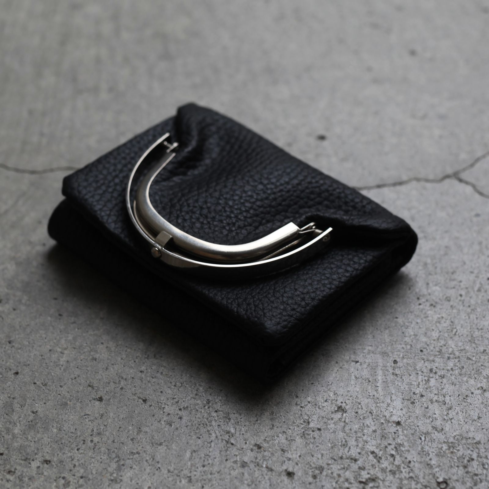 【残り一点】Frame Trifold Wallet(ODD_COW)