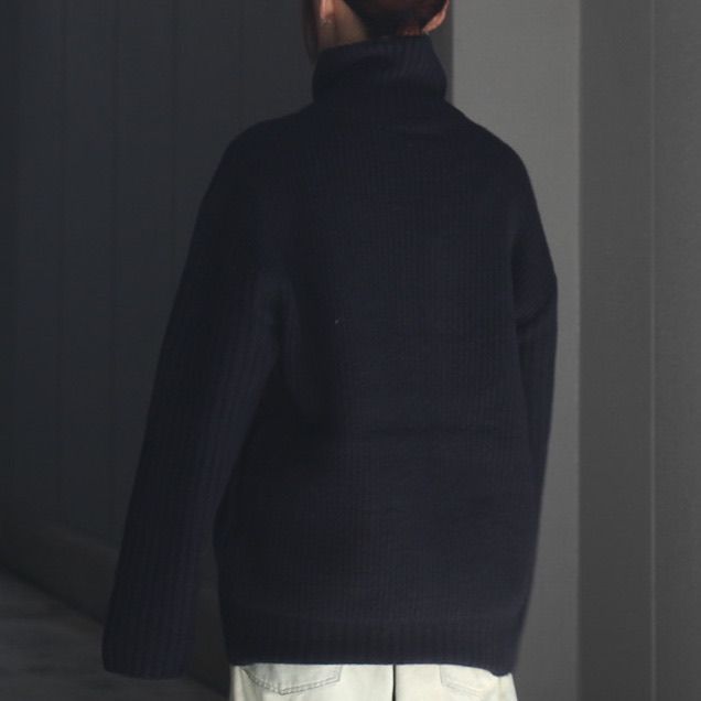 【残り一点】Zip High Neck Knit