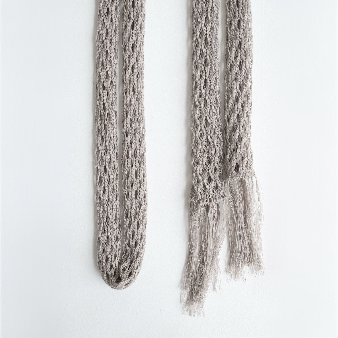 【残り一点】Fringe Narrow Long Scarf