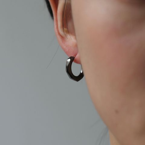 【お取り寄せ注文可能】Crockery Pierce_L 右耳用(BLACK)