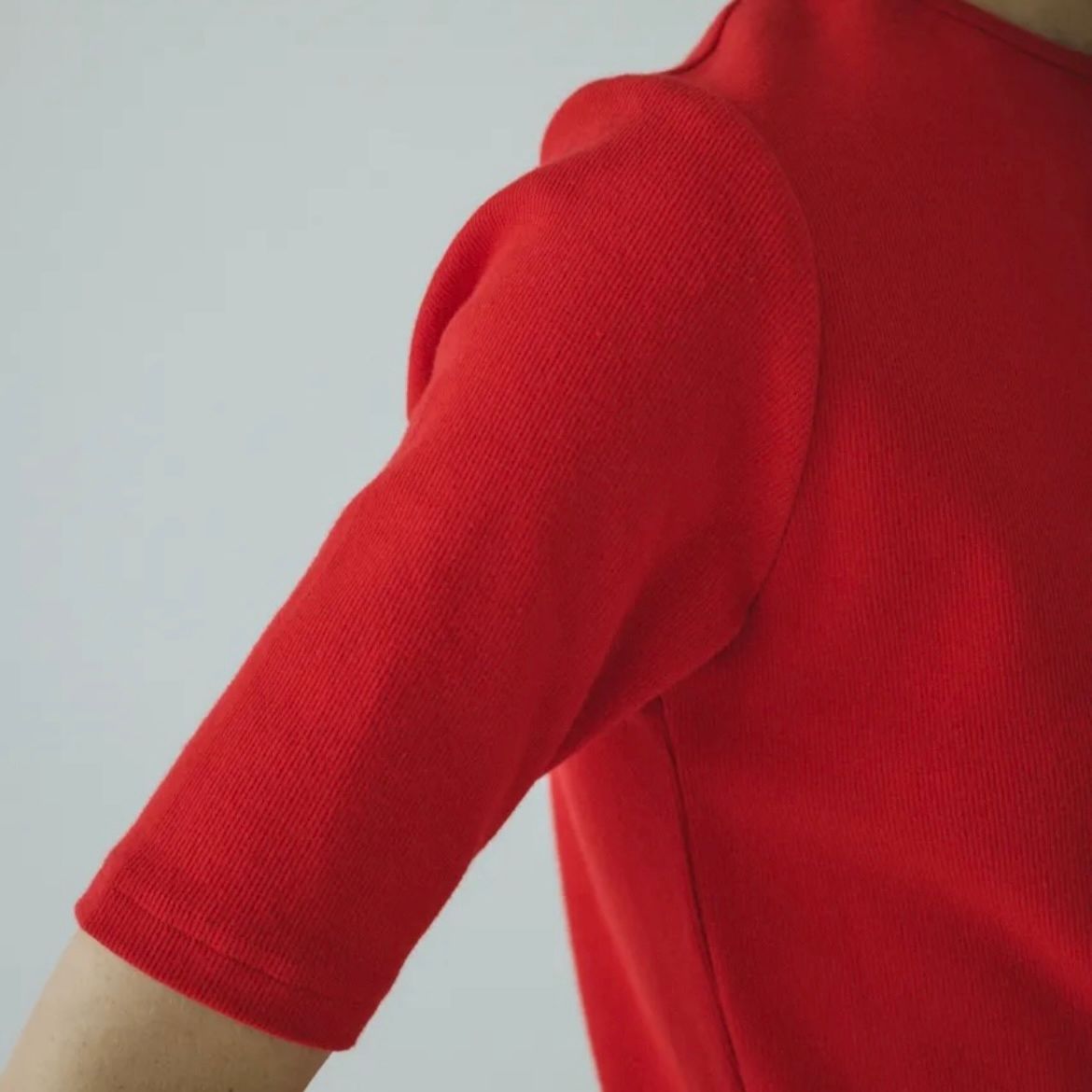 【残り一点】Back Ribbon Cut Top