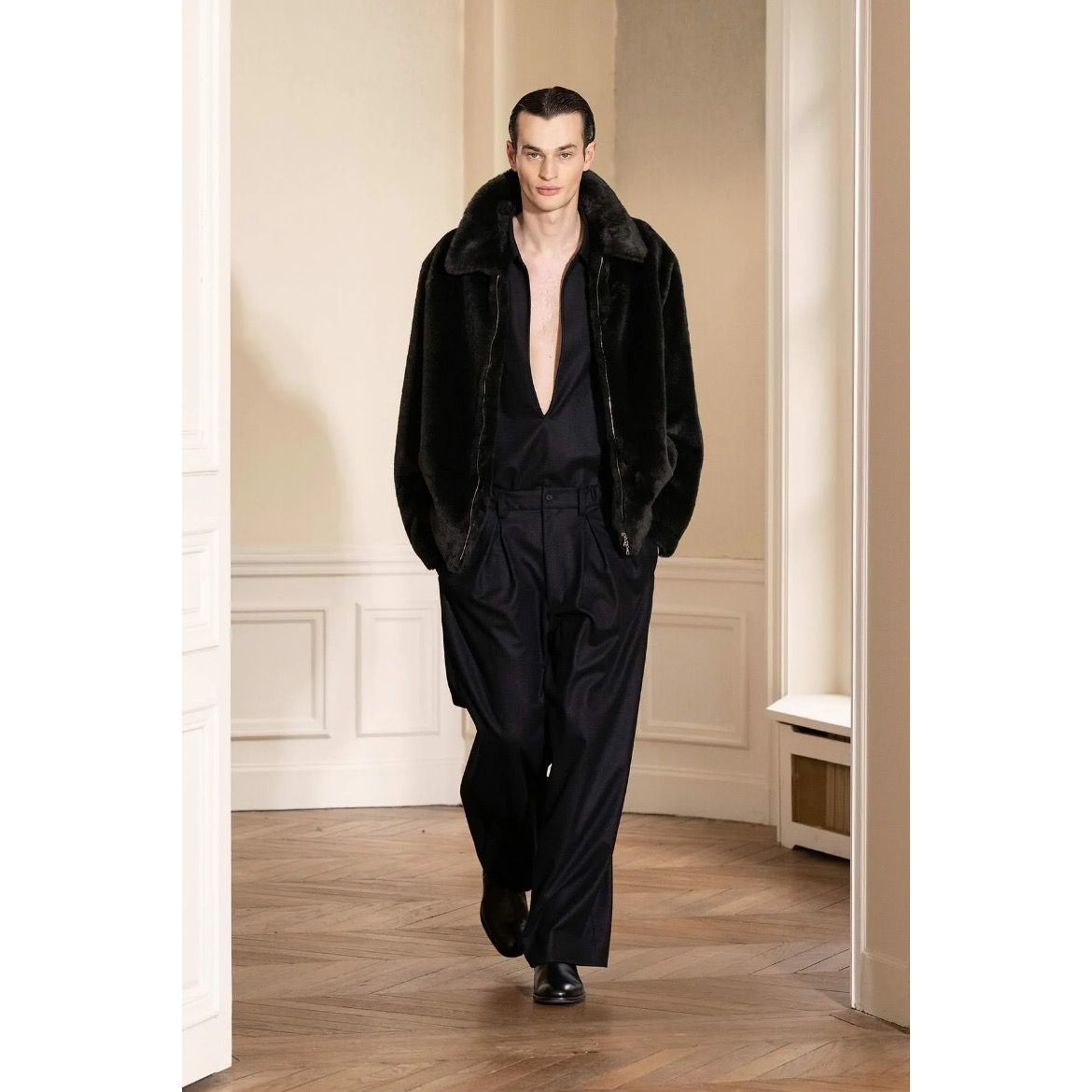 【残りわずか】Acrylic Fur Jacket