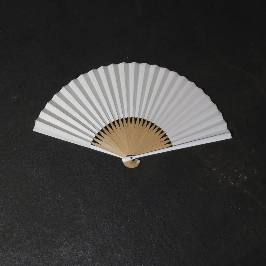 【お取り寄せ注文可能】Leather Sensu(WHITE)