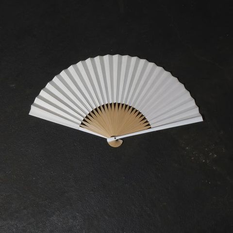 【お取り寄せ注文可能】Leather Sensu(WHITE)